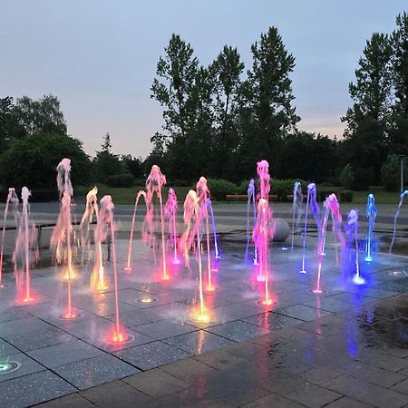 4 Pokoje, Oddzielne Biuro Do Pracy, Kominek, Klimatyzacja, Idealne Dla Rodzin Z Dziecmi, Przy Parku Na Wyspie Schneidemühl Exterior foto